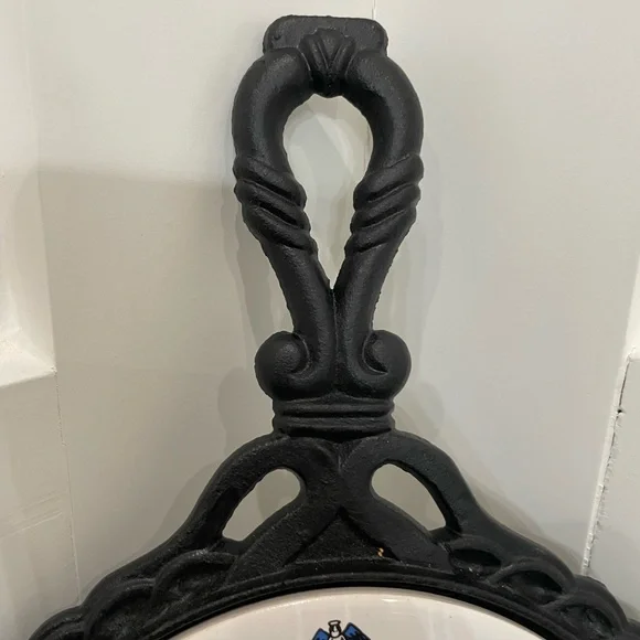 Perfect Christmas Trivet - Picture 3 of 8